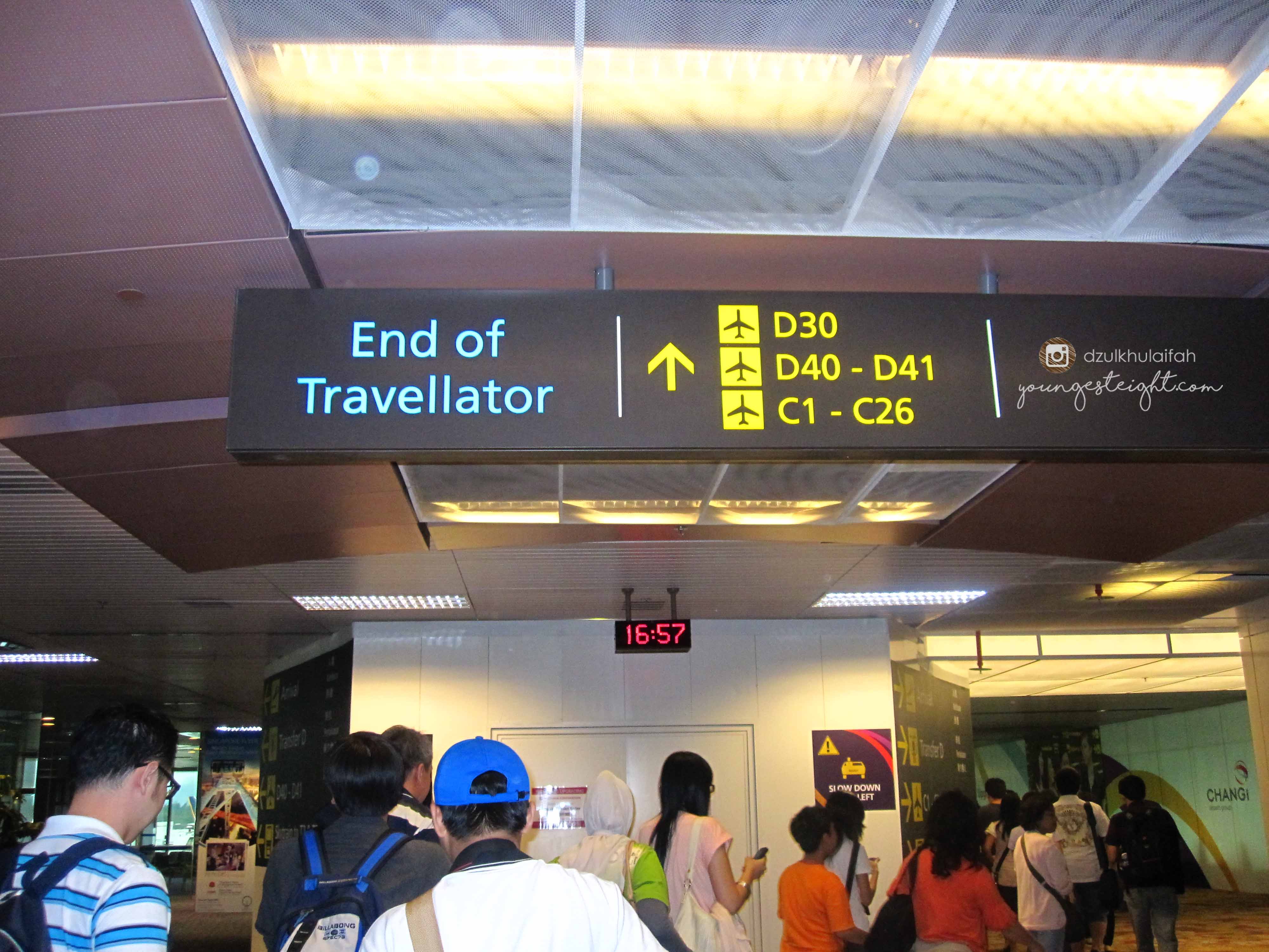 singapore-travellator